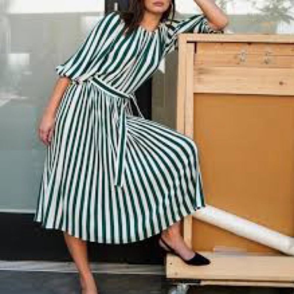 Ayr “Who’s She” Dress in Green Regatta